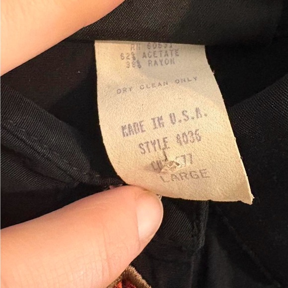 Circle T Black Shirt with Silver Buttons - Picture 5 of 6